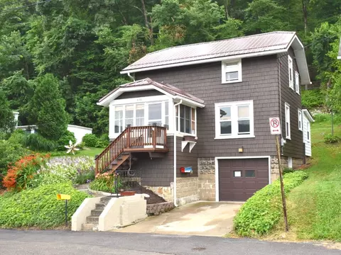 635 Egbert Ave, Franklin, PA 16323