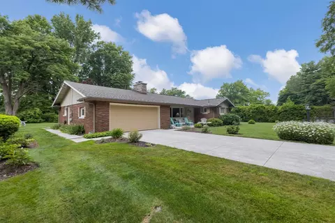 408 Ravine Dr, Erie, PA 16505