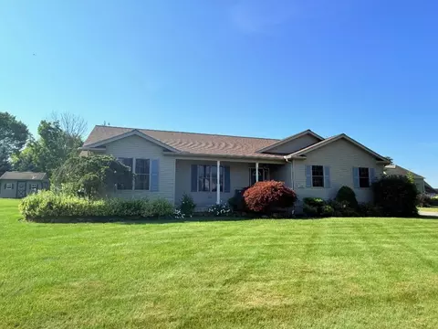 2565 Dorn Rd, Waterford, PA 16441