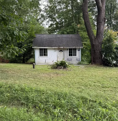36264 Taylor Ave, Canadohta Lake, PA 16438