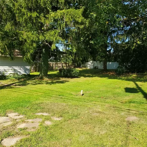 1842 Zimmerly Rd, Erie, PA 16509