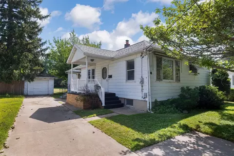 619 Clifton Dr, Erie, PA 16505