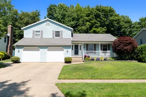 4725 Woodbury Dr, Erie, PA 16510