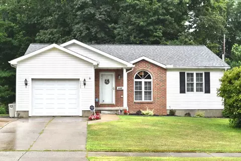 2665 E 33rd St, Erie, PA 16510