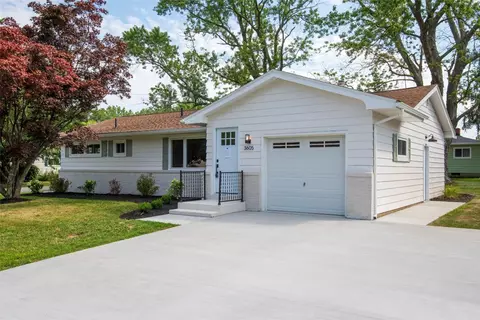 3605 Bird Dr, Erie, PA 16510