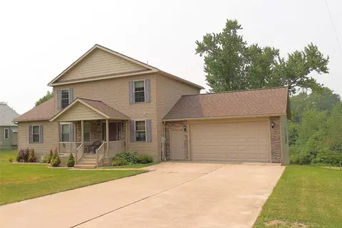 Exterior - 2933 Hershey Rd, Erie, PA 16509 photo 2 of 4