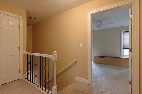 Entry Way - 2933 Hershey Rd, Erie, PA 16509 photo 2 of 2