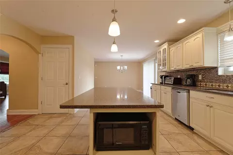 Kitchen - 2933 Hershey Rd, Erie, PA 16509 photo 3 of 5