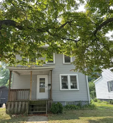 4031 Bell St, Erie, PA 16511