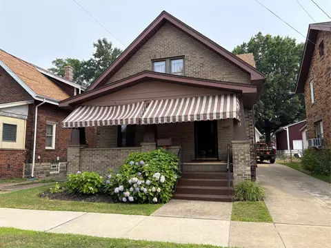 2929 Woodlawn Ave, Erie, PA 16510