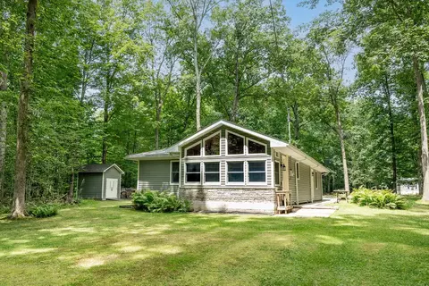 1532 Penn Rd, Jamestown, PA 16134