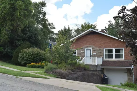4324 Sunset Blvd, Erie, PA 16504