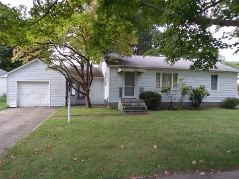 9952 Martin Ave, Lake City, PA 16423