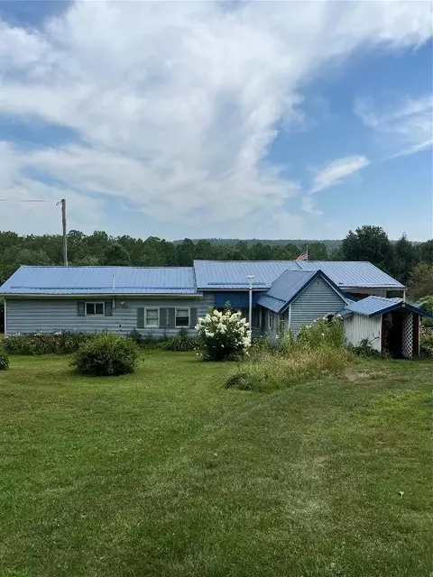 14634 S Mosiertown Rd, Meadville, PA 16335