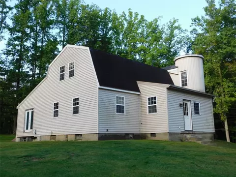 12851 Fry Rd, Edinboro, PA 16412