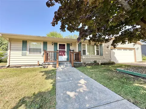 925 Walbridge Rd, Erie, PA 16511
