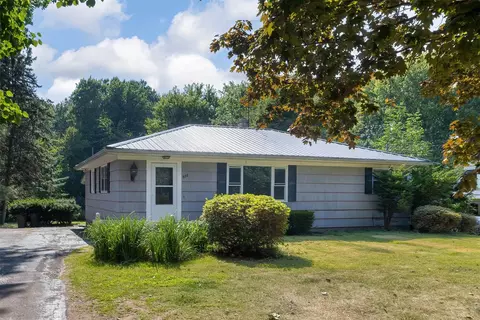 530 Nagle Rd, Erie, PA 16511