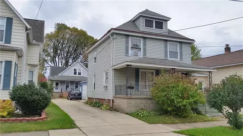 931 W 4th St, Erie, PA 16507