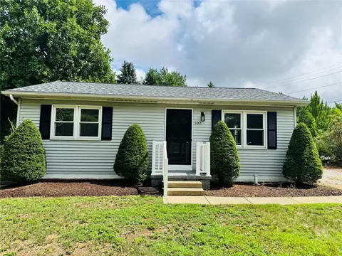 107 Woodcock Dr, Girard, PA 16417
