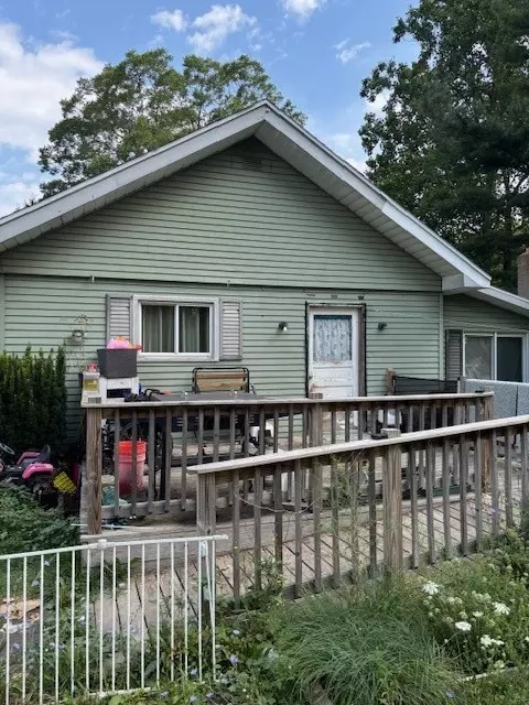 10384 State Highway 285 Hwy, Conneaut Lake, PA 16316