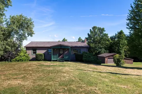 12860 N Hammond Rd, North East, PA 16428