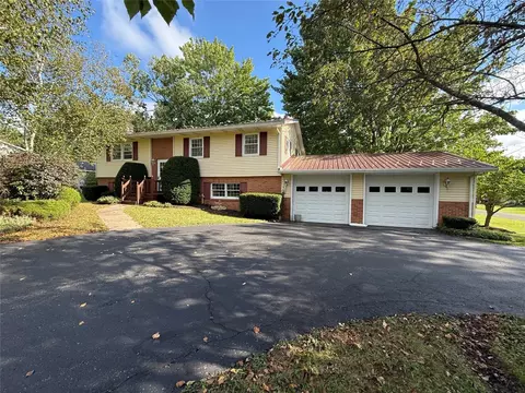 1301 Erie St, Saegertown, PA 16433