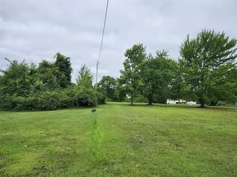 8144 Avonia Rd, Fairview, PA 16415