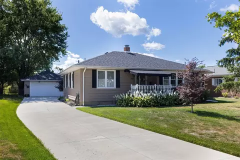 3610 Greengarden Blvd, Erie, PA 16508