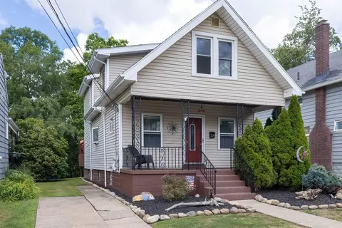 234 Locust St, Erie, PA 16508