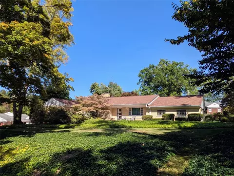 4113 Eliot Rd, Erie, PA 16508