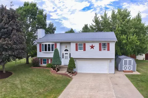 4709 Cedar Dr, North East, PA 16428