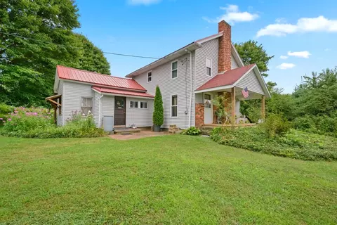 18213 Price Rd, Saegertown, PA 16433