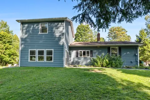 10707 Wattsburg Rd, Erie, PA 16509