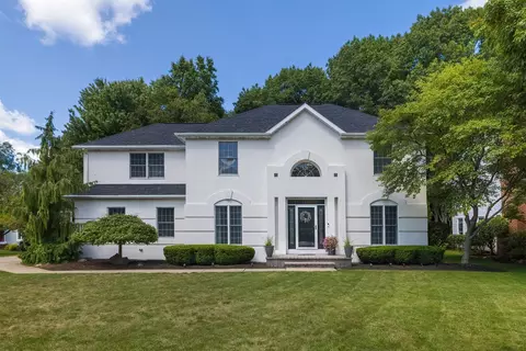 5228 Wolf Run Dr, Millcreek, PA 16505