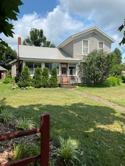 2523 Rice Ave, Lake City, PA 16423