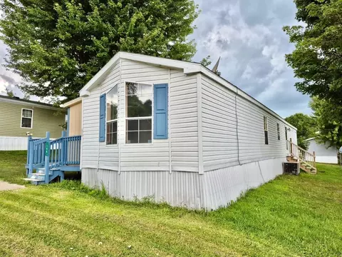 11682 Route 97 N #146, Waterford, PA 16441