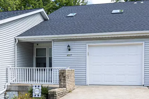 4017 Vista Dr, Erie, PA 16506