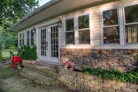 175 Hidden Ln, North East, PA 16428