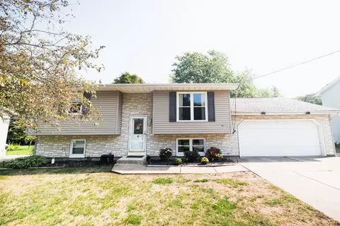 1009 Nagle Rd, Erie, PA 16511