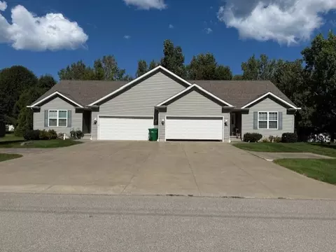 6680 82 Elmer Dr, Harborcreek, PA 16421
