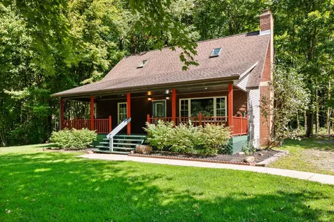 12100 Stoker Rd, Girard, PA 16417