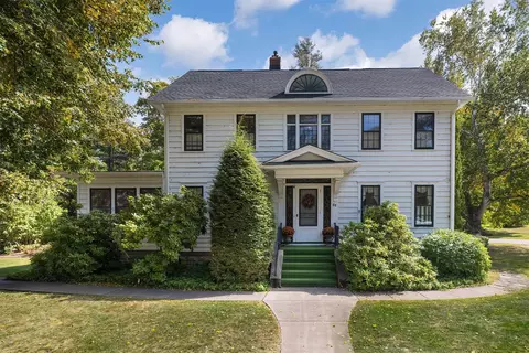51 Freeport Rd, North East, PA 16428