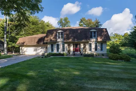 5700 Swanville Rd, Erie, PA 16506