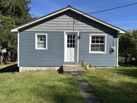 36102 Idlewild St, Union City, PA 16438