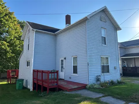 126 Erie St, Linesville, PA 16424