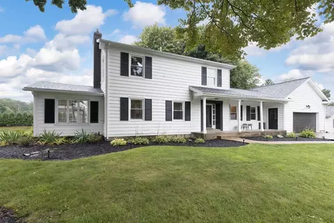 4007 Sierra Dr, Erie, PA 16506