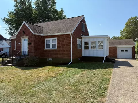 2818 Evanston Ave, Millcreek, PA 16506