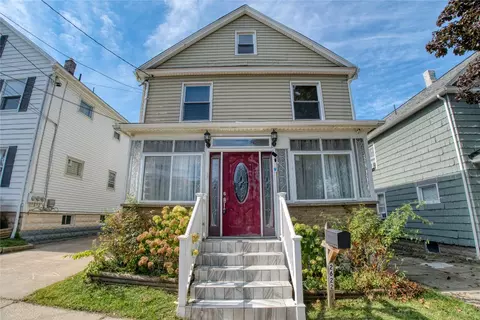 2622 Brandes St, Erie, PA 16504