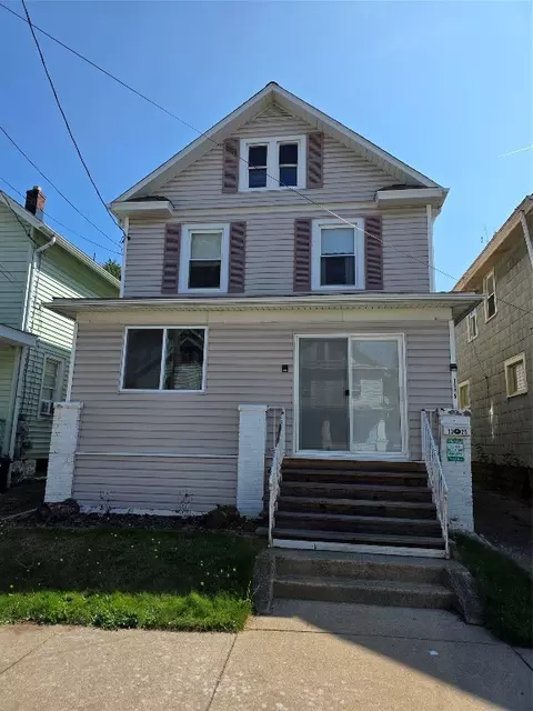 1325 Lynn St, Erie, PA 16503