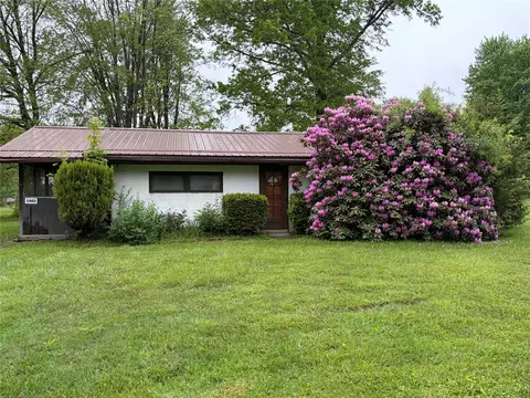 1402 Hickory St, Espyville, PA 16424